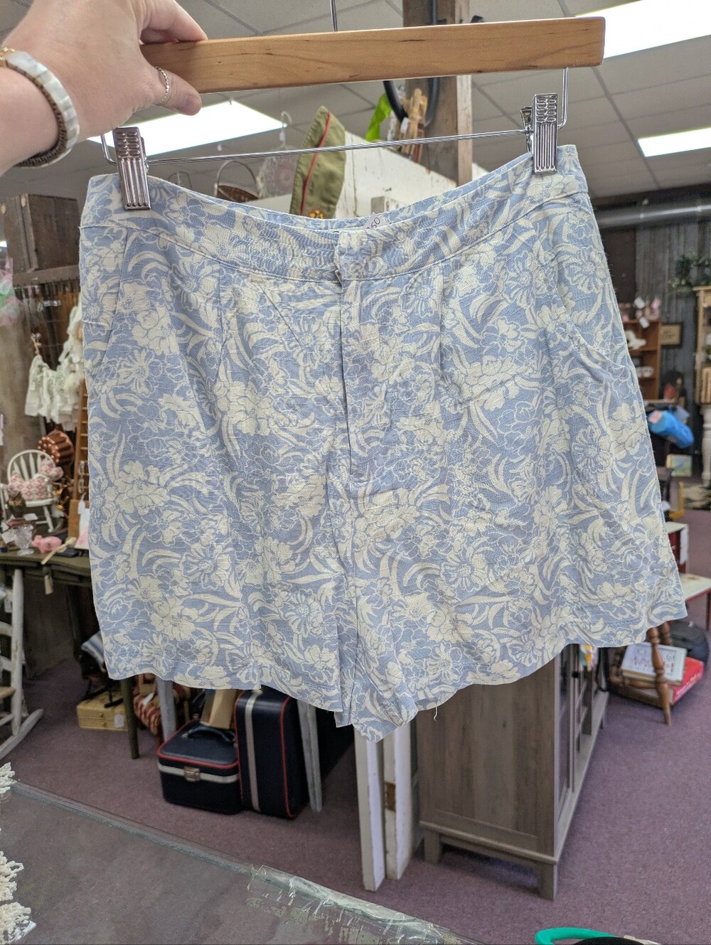 Versona High Waist Floral Print Women’s Shorts in Light Blue and Cream